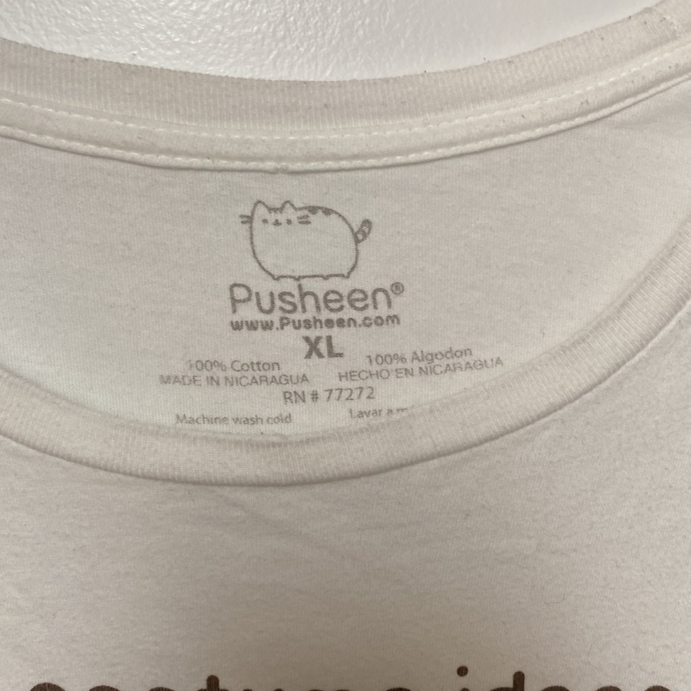 Pusheen “lazy costume ideas for your cat” shirt size XL - Picture 3 of 5